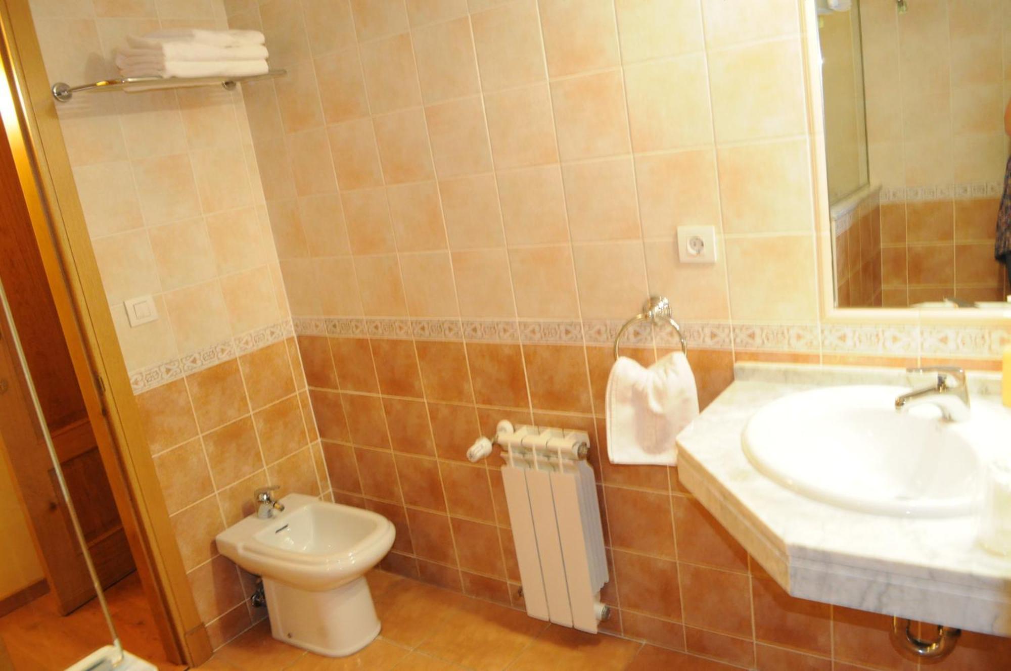Hotel Brios Lugo Ngoại thất bức ảnh